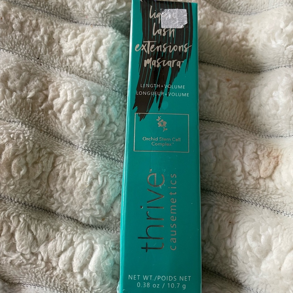 Thrive Causemetics Lash Extensions Mascara - Black